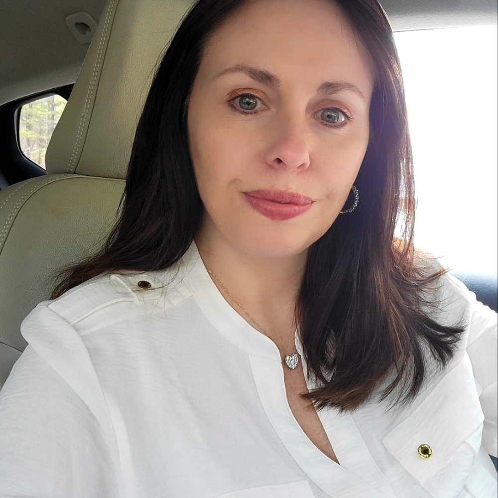 Meet your Posher, Melissa